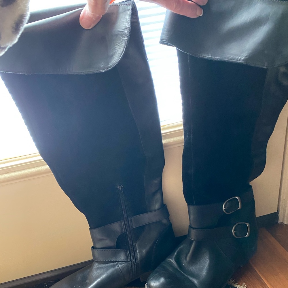 BLACK  and SUEDE  pair of boots. ( Women’s)
